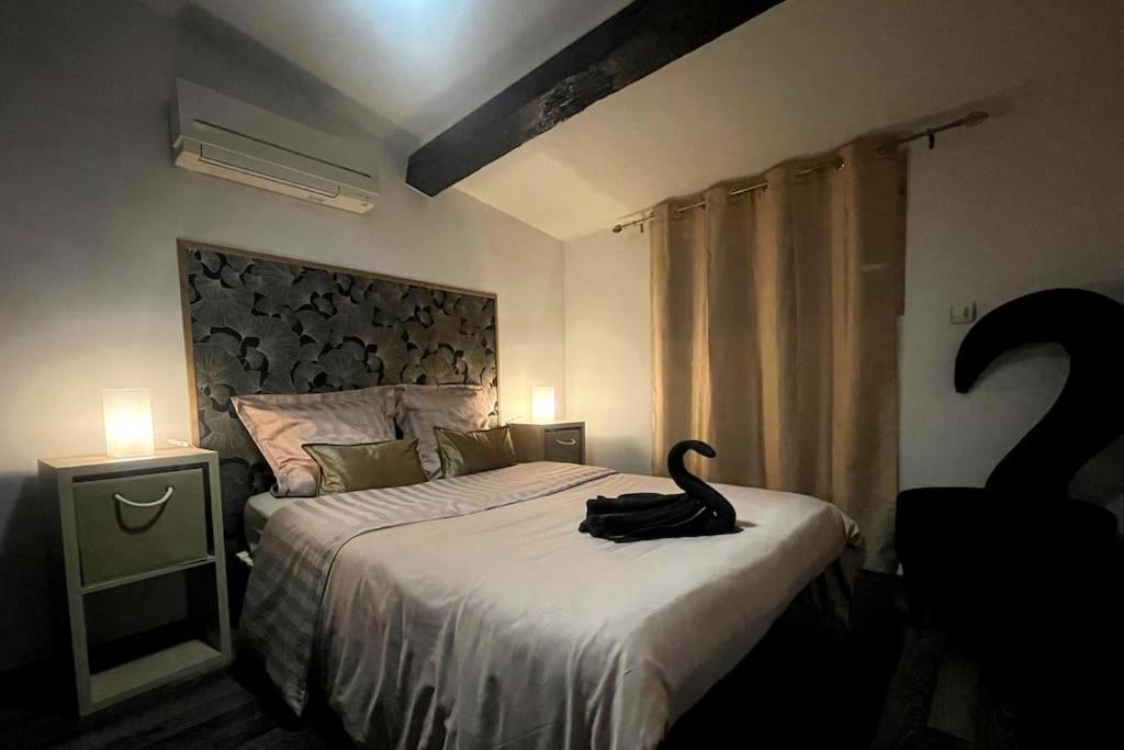 Apartmán Charme Urbain Sous Les Toits-Terrasse/Clim/Parking Béziers Exteriér fotografie