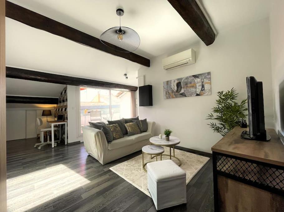 Apartmán Charme Urbain Sous Les Toits-Terrasse/Clim/Parking Béziers Exteriér fotografie